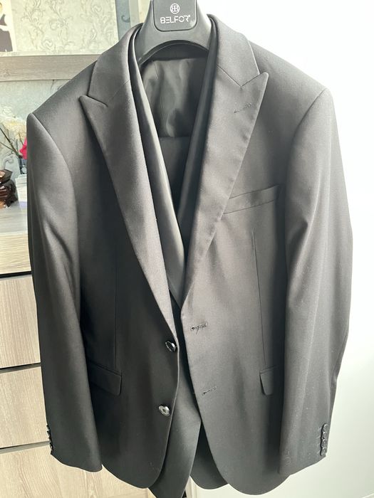 2 костюма классических