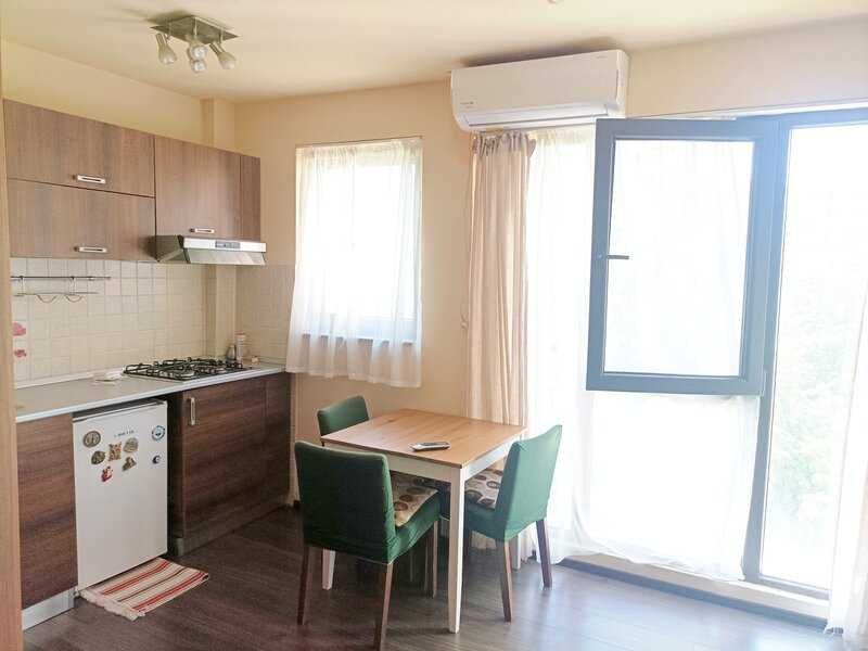 Garsoniera renovata moderna metrou Iancului