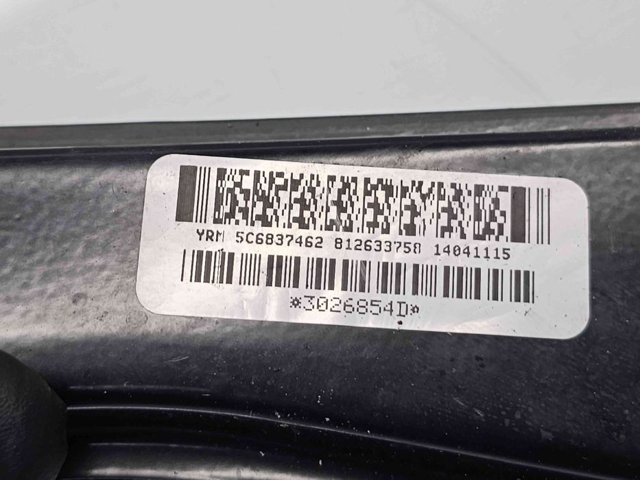 Macara electrica geam dreapta fata Volkswagen Jetta 4 (162,163) [Fabr