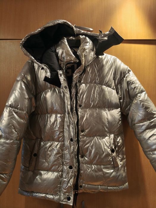 Куртка на девочку 10-12 лет