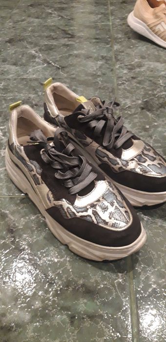 Incaltaminte Bugatti dama 40