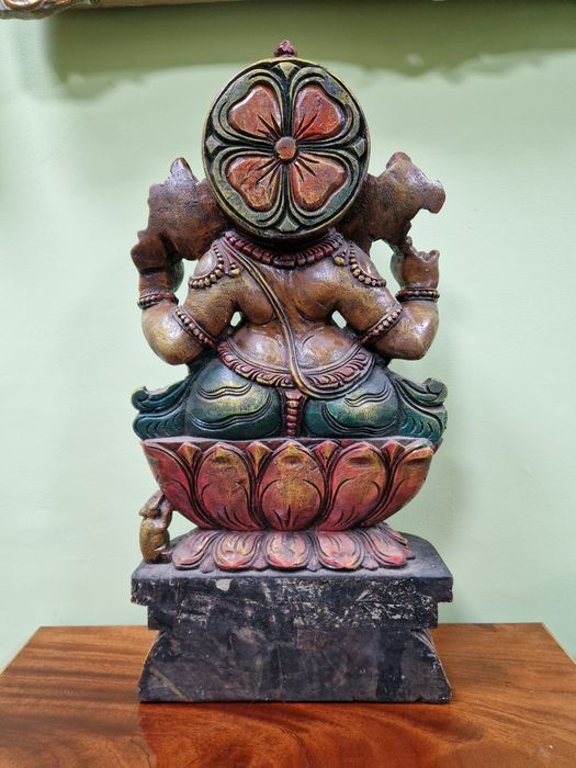 Страхотна антикварна азиатска дървена фигура дърворезба