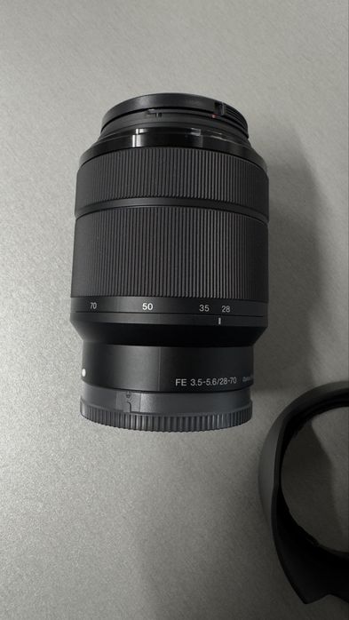 Obiectiv de kit Sony 28-70 f3.5-5.6