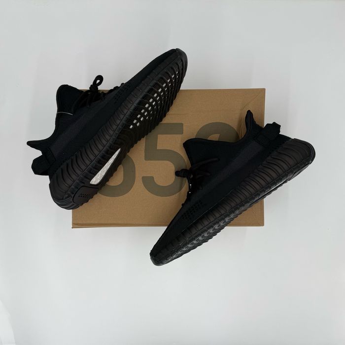 Adidas Yeezy Boost 350 V2 Onyx/Triple Black - marimi 37-49 - premium