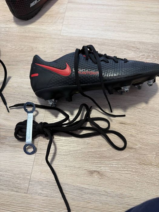 Футболни бутонки миксове