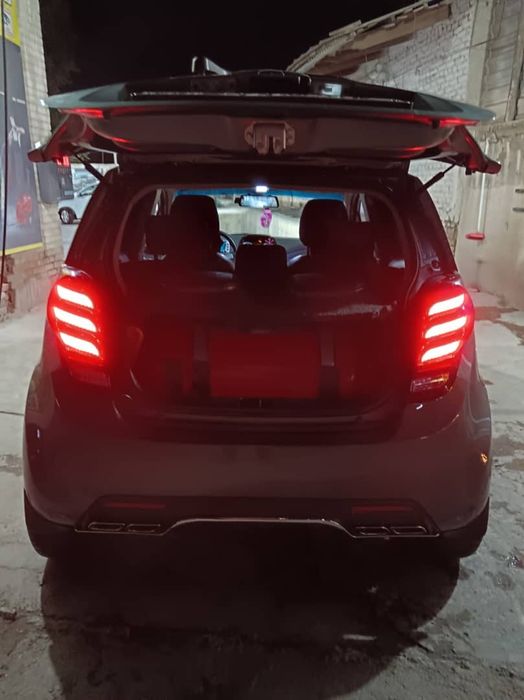 Spark sotiladi 2017 yil 140ming prabeg metan qoyilgan kraska tozza