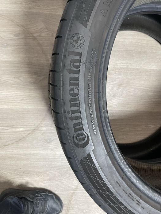 Продам шины 235/45 R20