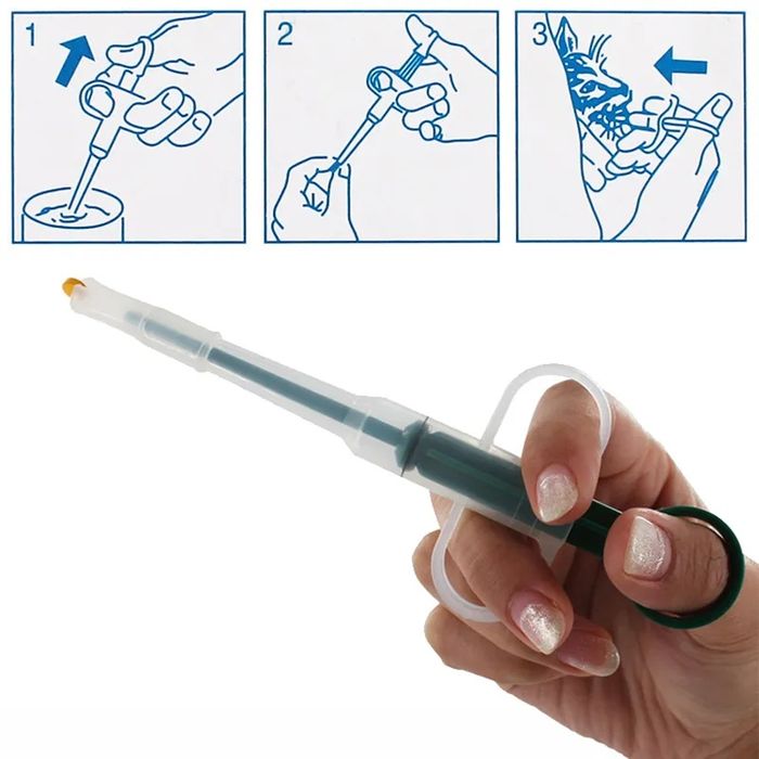 Спринцовка за храна и лекарства за кучета , котки и други животни
