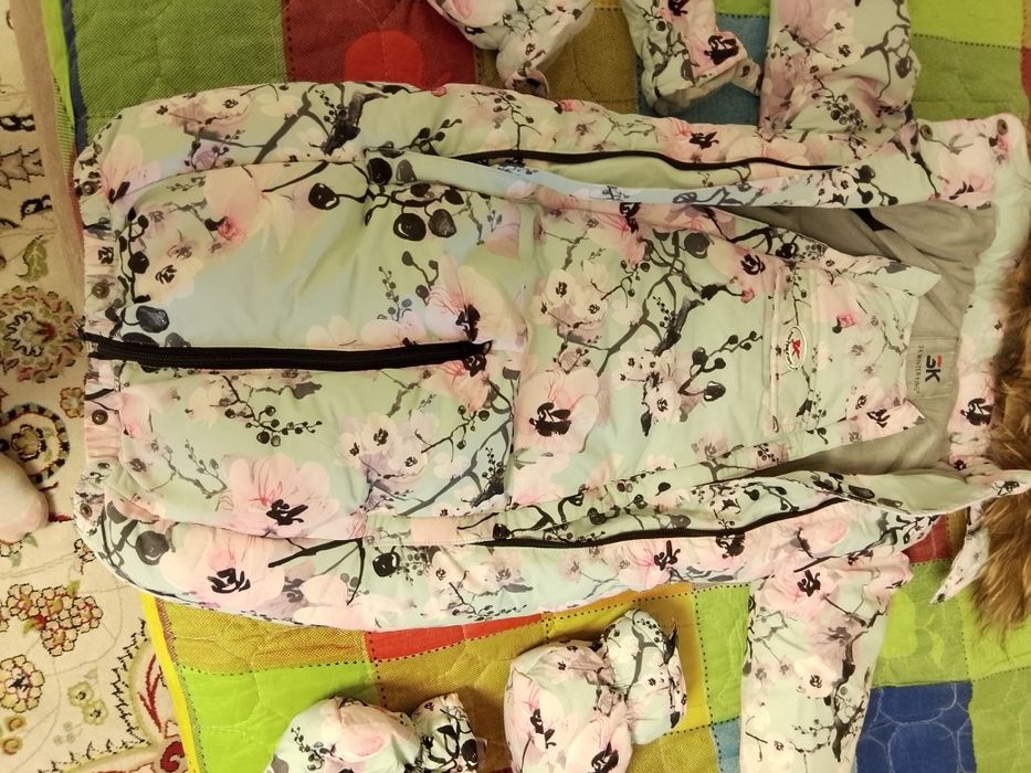 Продам зимние ботинки