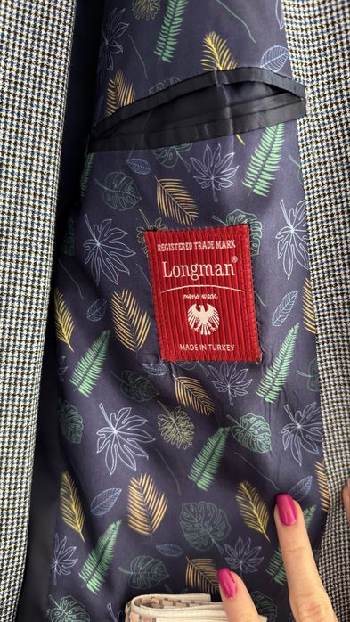 Елентен мъжки костюм