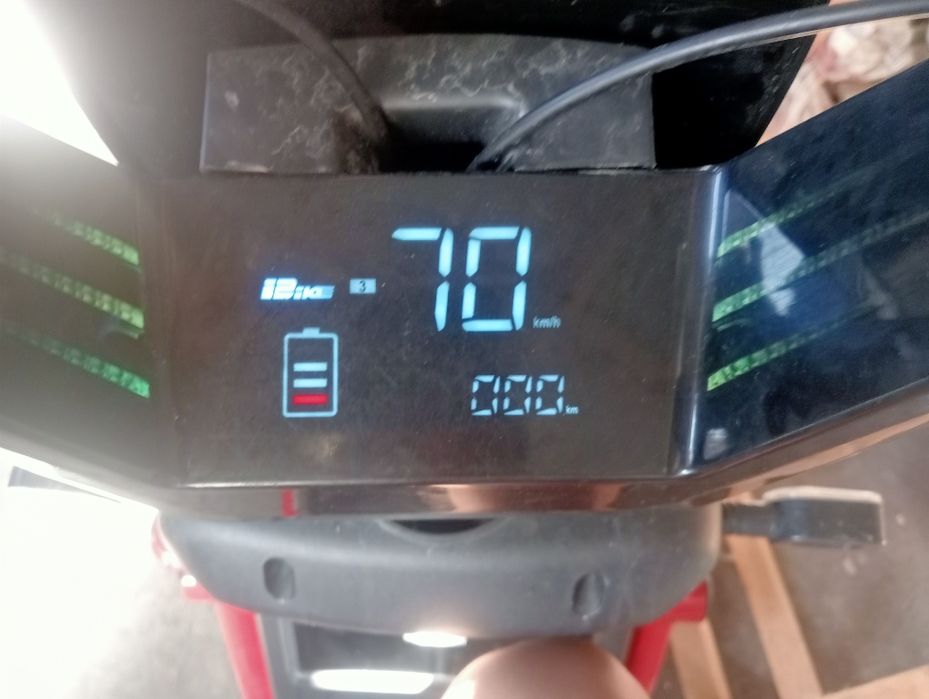 TANK скутер 120000