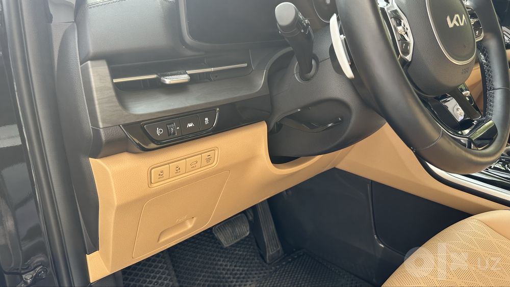 Kia Carnival 2022 год