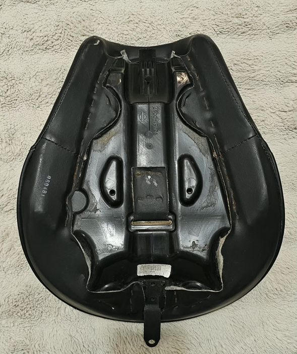 ‼️Șa solo originală Harley-Davidson Dyna