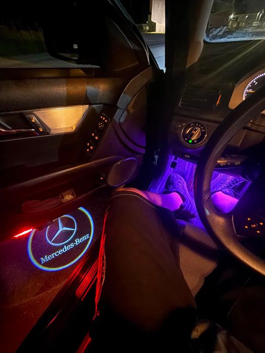 Mercedes-benz c220