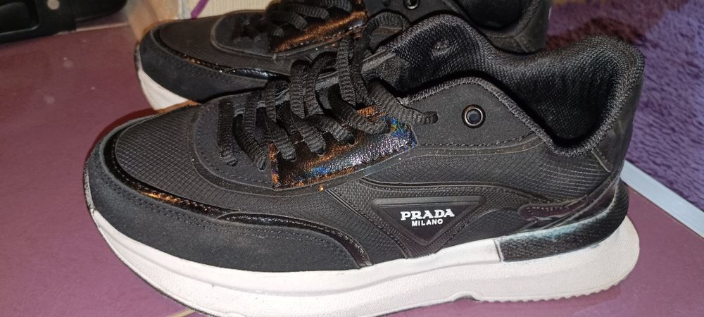 Дамски маратонки