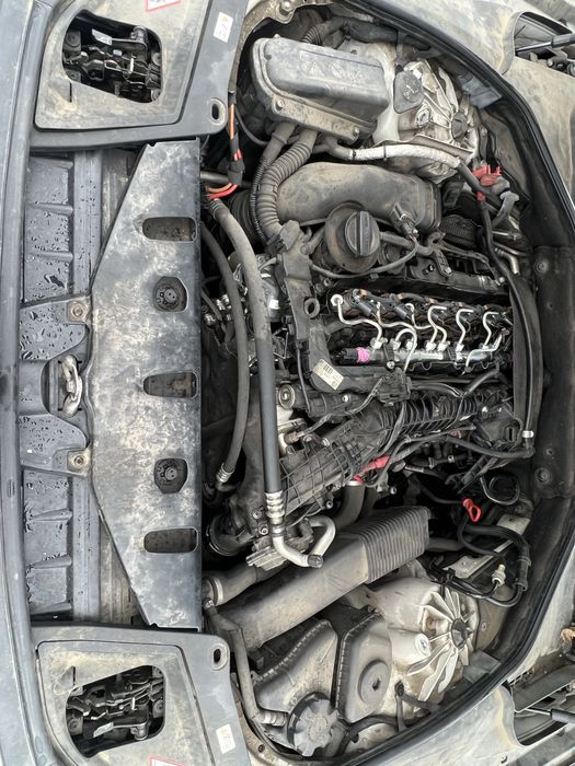BMW F11 530xdrive на части