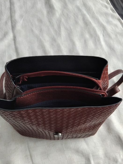 Дамска раница бордо