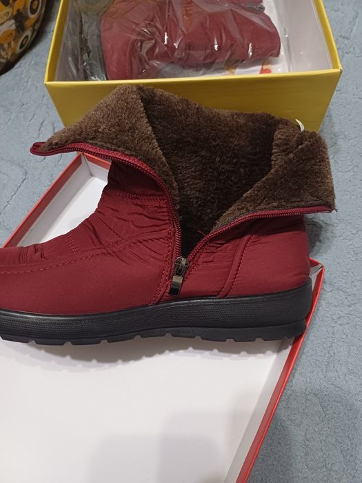 Продам зимние сапоги