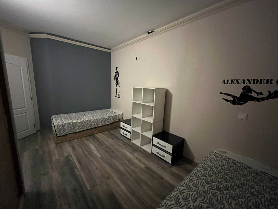 Продава се Тристаен апартамент в Варна, Възраждане 1 - 96 кв.м за 1459 €/кв.м - Снимка #11
