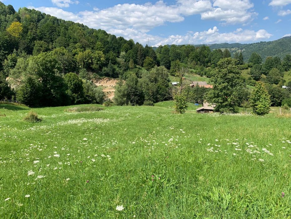Vand teren intravilan in apropierea Manastirii Diaconesti