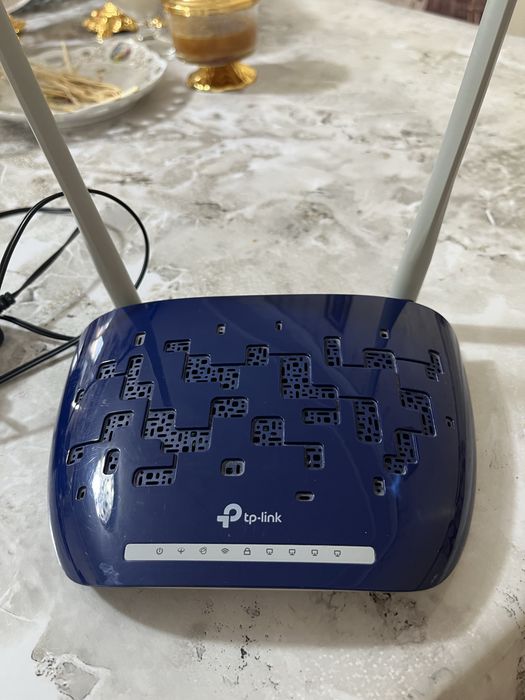 Роутер tp-link.