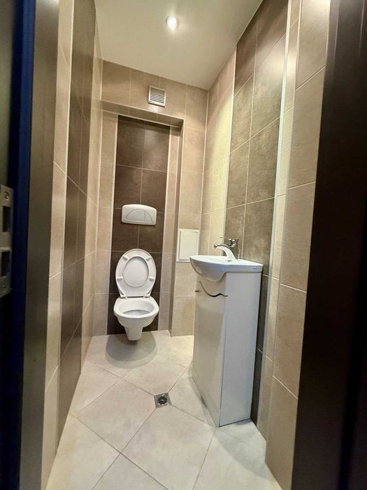 Дава се под наем Тристаен апартамент в Габрово, Център - 100 кв.м за 510 € - Снимка #4