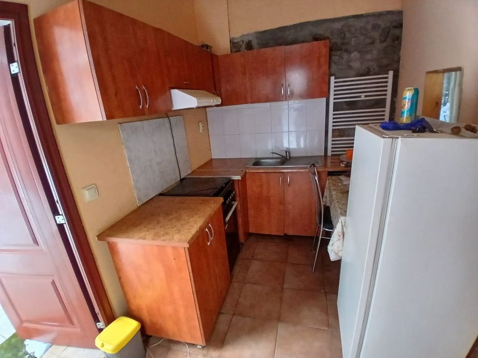 Vand casa de vacanta