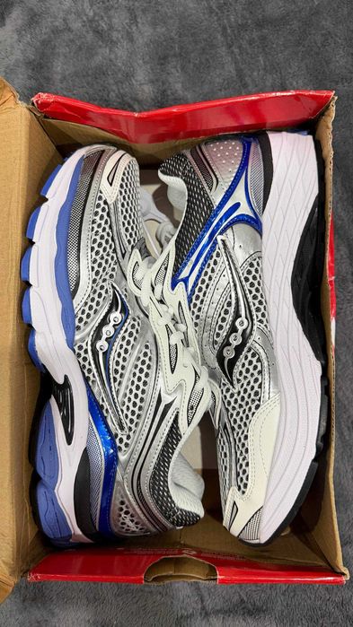 Saucony кроссовки