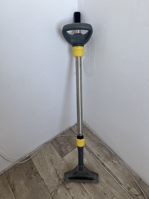 Моющий пылесос Karcher puzzi 10/1