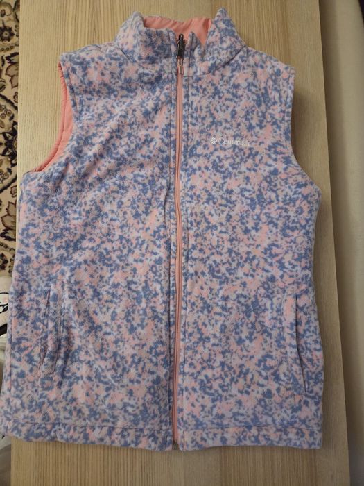 Грейка,елек Columbia, нова