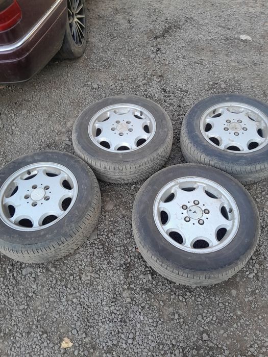 В продаже диски оригинал мерседес на R15