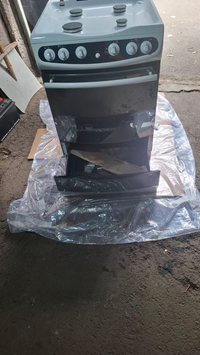 Газовая  плита .
