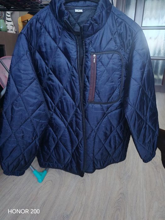 Продам куртку подростковую