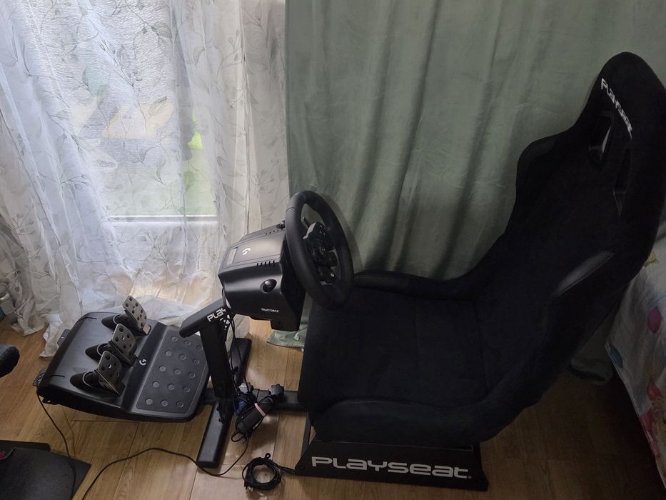 Volan logitech g 923 + scaun playseat evolution Actifit cockpt