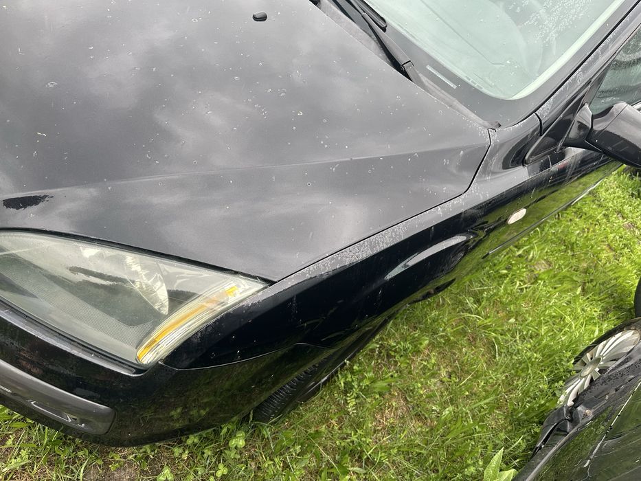 Capotă bară faruri aripi roți triple ford Focus 2