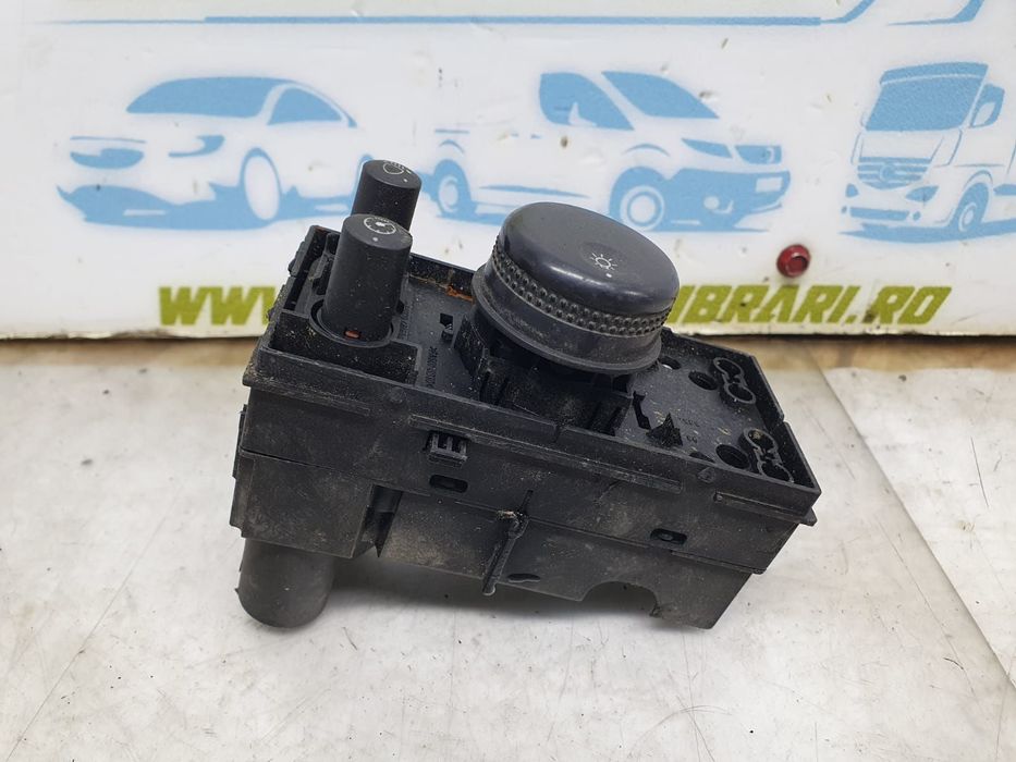 Bloc lumini 13198924 Opel Astra H [2004 - 2007]