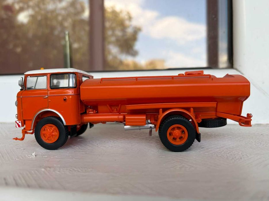 Skoda Liaz 706 RTH цистерна - мащаб 1:43 на DeAgostini