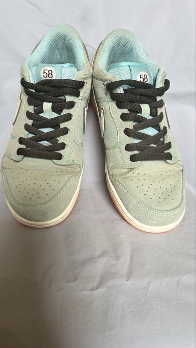 Трендовые кроссовки