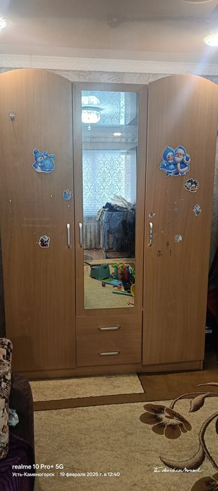 Продам шкаф распашной