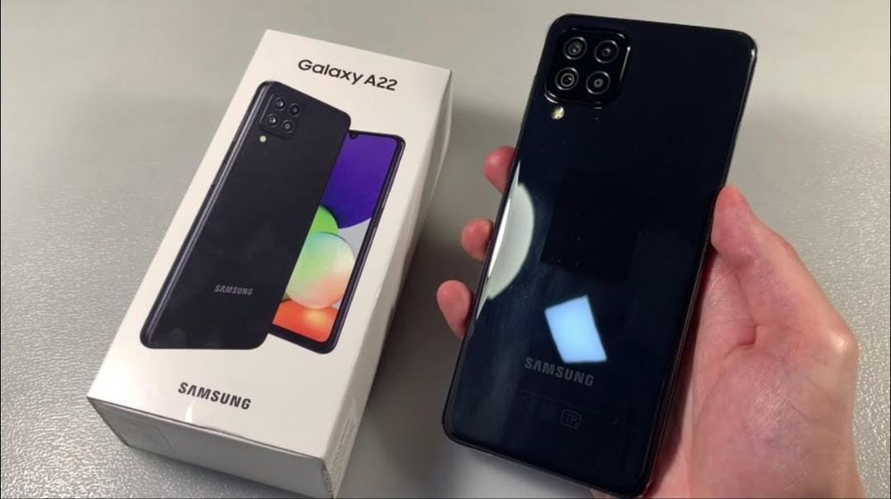 Продается бу телефон в отличном состоянии samsung Galaxy а двадцать дв