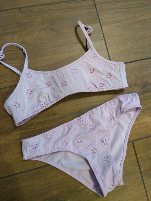 Costum baie Calzedonia 12-14 ani mov pastel broderie inot