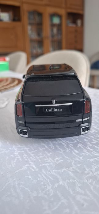 Macheta 1:24 Roll Royce Cullinan