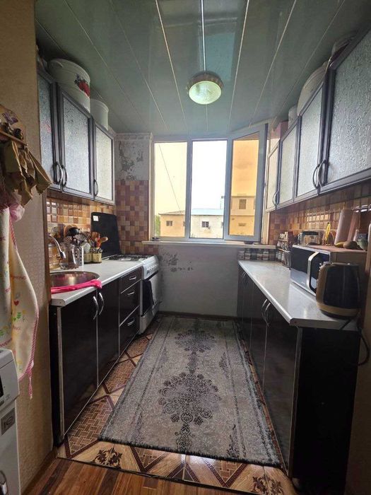 Продаётся 4х комн квартира на 3 этаже Ор-р Пиридастгир