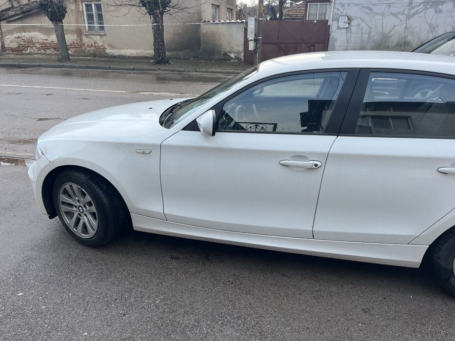 Бмв118 i бензин ръчни скорости