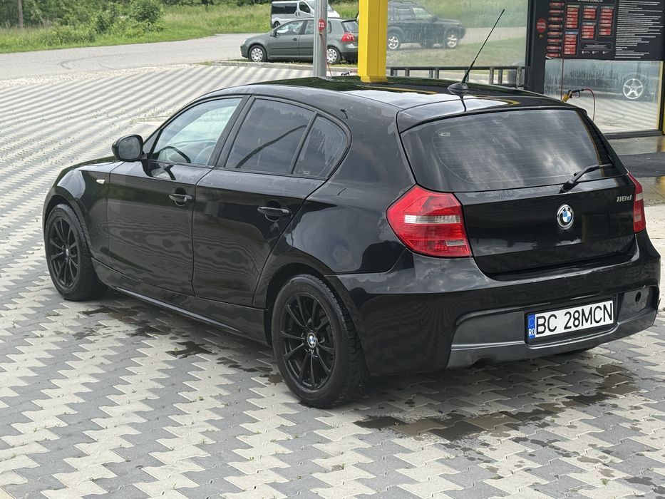 BMW 1 Series 2010 — imagine 5
