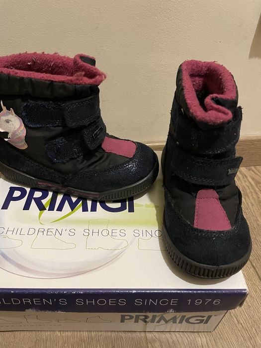 Vand ghetute fetite Primigi