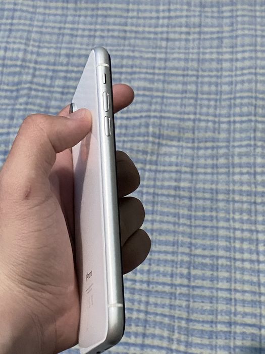 iPhone xp состояние хорошее 79% 64 гб!