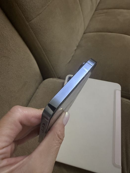 Продам IPhone 13 pro max