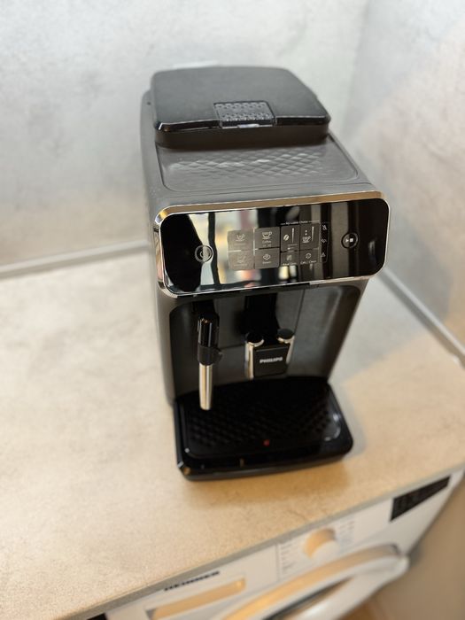 Кафемашина Philips 2200 Series - Гаранция до юни 2027