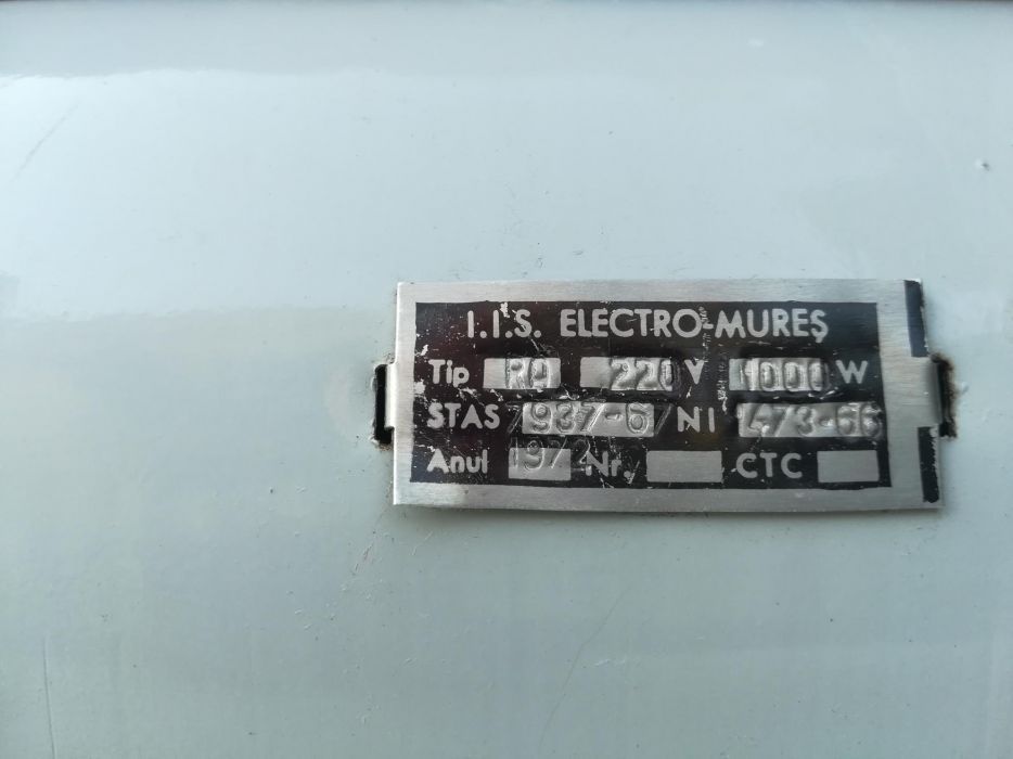 Radiator electric romanesc - 1000w - NOU !!